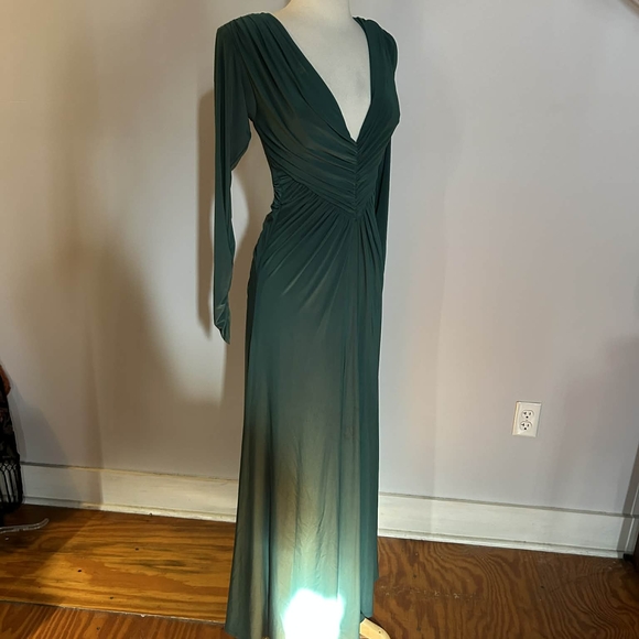 La Femme en Noir Art Deco Gown Green - Picture 3 of 9